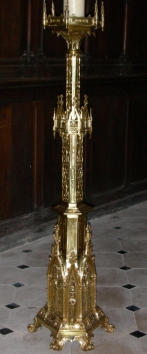 Chandelier de choeur