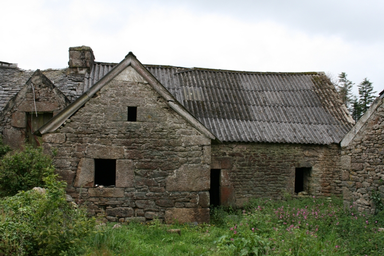 Maison 1, Mengleuz (Plounéour-Ménez)