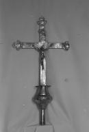 Croix de procession (2), église paroissiale Sainte-Marie-Madeleine (Meucon)