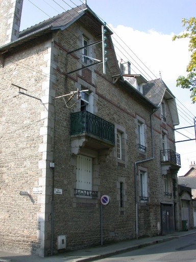 Usine de bonneterie Busnel, 13, 15 rue Angélique Brulon ; 7 rue Deroyer (Dinan)