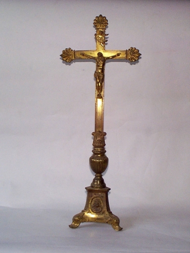 Croix d'autel 2