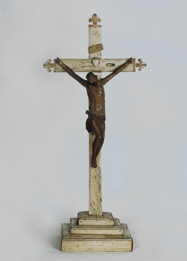 Croix d'autel 1