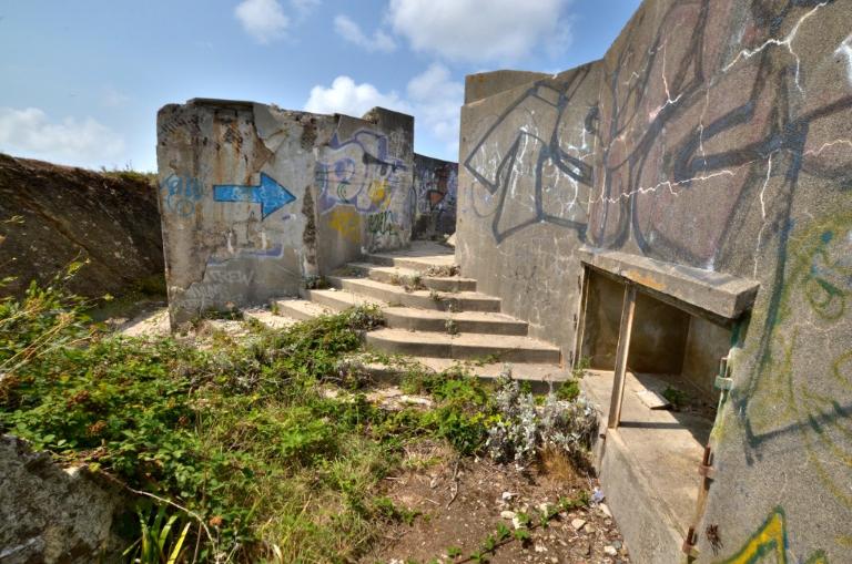 Présentation de l'opération : Inventaire des fortifications littorales de 1918 à 1940 en Bretagne (en cours)