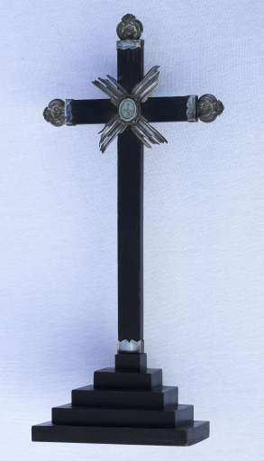 Croix-reliquaire