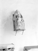Groupe sculpté (petite nature) : sainte Anne trinitaire, église paroissiale Saint-Samuel (Le Saint)