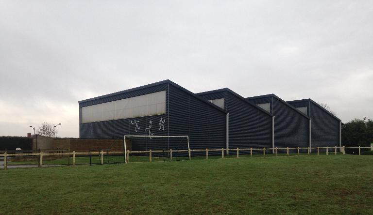 Salle omnisports, rue de Tanouarn (Dingé)