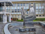 Décoration au titre du 1% artistique de la cité scolaire de l'Iroise, dite aussi lycée et collège de l'Iroise, anciennement lycée de Saint-Marc (Brest)