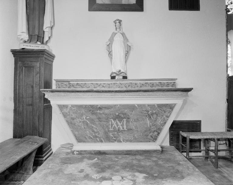 Autel, gradin d'autel (autel secondaire, autel tombeau), autel de la Vierge, église paroissiale Saint-Vincent (Le Hézo)
