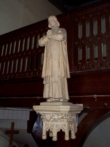 Statue : saint Jean-Marie Vianney ; culot