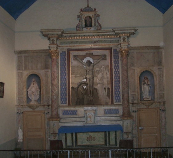 Ensemble du maître-autel : autel, retable, tabernacle, 2 gradins d'autel, 2 degrés d'autel, Chaumeray (Guipry fusionnée en Guipry-Messac en 2016)