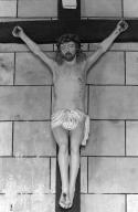 Croix (d'applique) : Christ en croix, prieuré Notre-Dame, église paroissiale de chanoines réguliers de Saint-Augustin (Arbrissel)