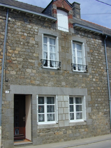Maison, 7 rue des Ecoles (Feins)