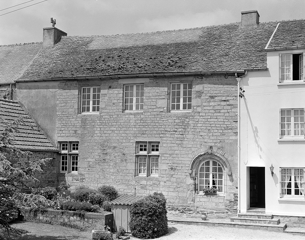 Manoir, Kerbic (Plouénan)