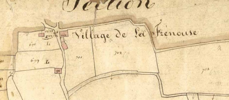 Écart de la Frénouse (Saint-Étienne-en-Coglès fusionnée en Maen Roch en 2017)