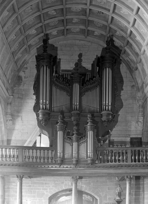 Orgue, église paroissiale Saint-Gildas (Auray)