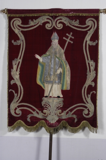 Bannière de procession paroissiale, dite des trésoriers : Calvaire, Saint Martin de Tours