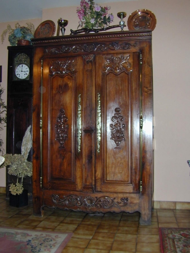 Armoire à linge 2 (Pluméliau fusionnée en Pluméliau-Bieuzy en 2019)