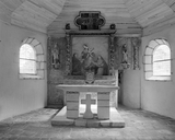 Autel, retable, tabernacle, gradins d'autel (2), tableau (retable à panneau compartimenté, maître-autel) : Donation du rosaire, chapelle Saint-Tugdual (Cléden-Cap-Sizun)