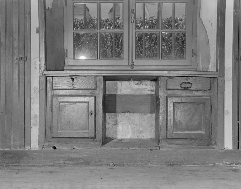 Bureau, église paroissiale Saint-Symphorien (Surzur)