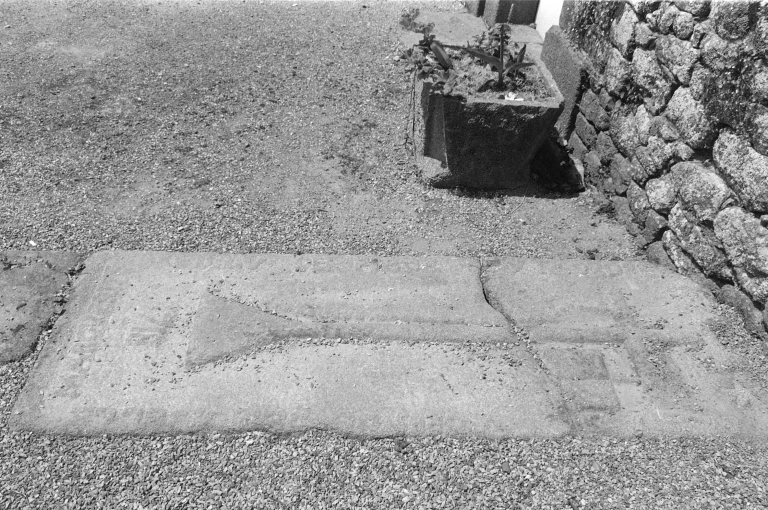 Prieuré de bénédictins, église paroissiale Notre-Dame, place de l'église (Hédé-Bazouges)