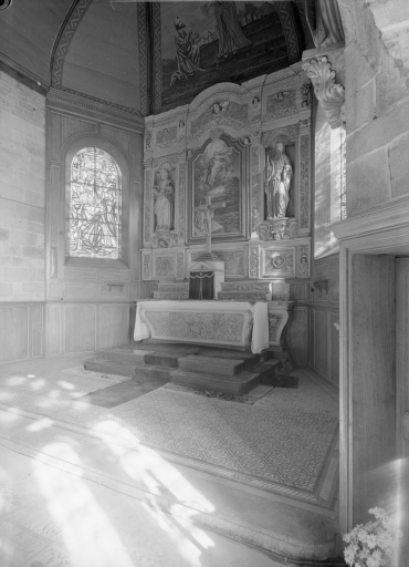 Maître-autel, tableau d'autel et statues, église paroissiale Saint-Pierre, Saint-Paul (Poullaouen)