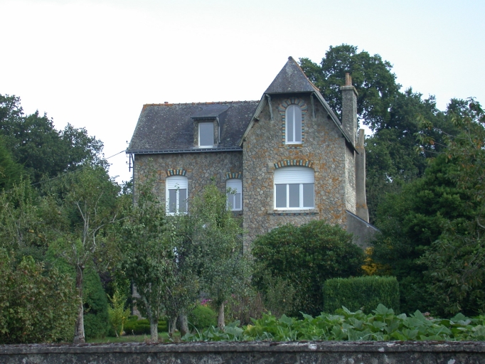 Maison, 23 rue de la Résistance (Pluméliau fusionnée en Pluméliau-Bieuzy en 2019)