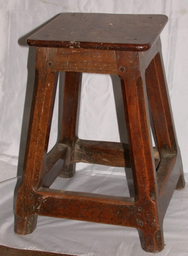 Paire de tabourets d'église