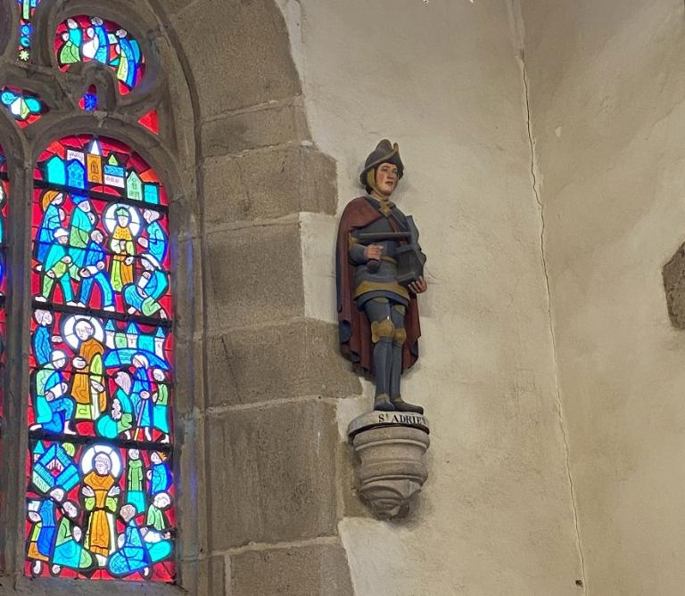 Statue : Saint Adrien, église Saint-Pierre-Saint-Paul (Guégon)