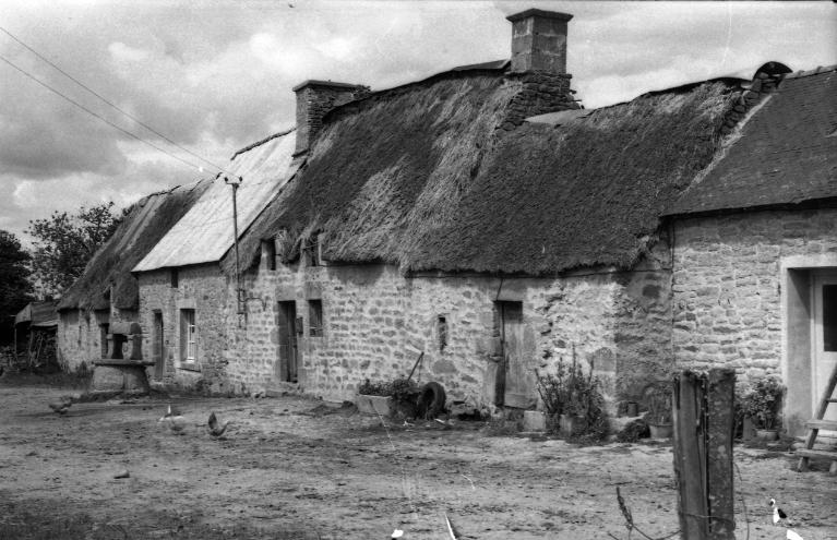 Les maisons et les fermes sur la commune de Lignol