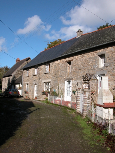 Alignement de logis de ferme, le Fougeray (Dingé)