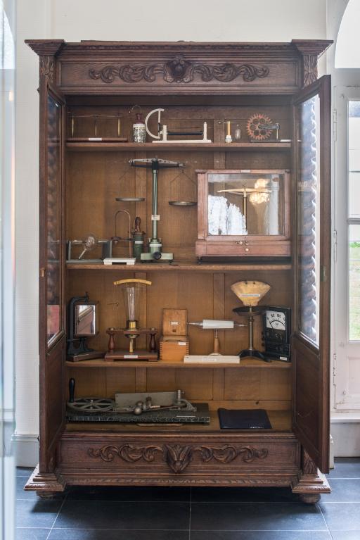 Collections pédagogiques du Lycée Auguste Brizeux, 6 Rue Bourg les Bourgs (Quimper)