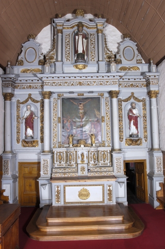 Ensemble du maître-autel : autel, retable, 2 gradins d'autel, 3 degrés d'autel