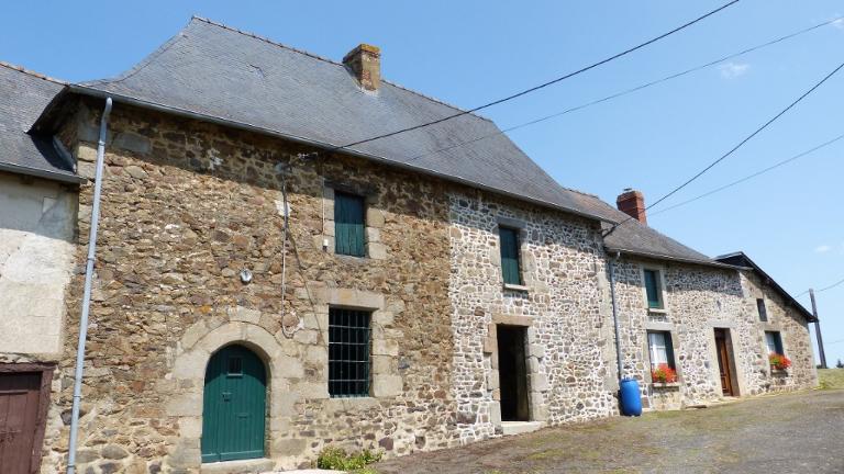 Écart, Bazouges-sous-Hédé, Montdidier (Bazouges-sous-Hédé fusionnée avec Hédé pour former la commune de Hédé-Bazouges en 2009)