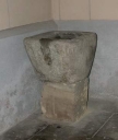 Bénitier sur pied (sud)