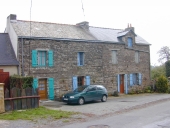 Alignement de trois maisons, la Bouletterie (Renac)