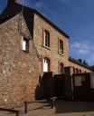 Les mairies, les écoles et les postes sur la commune de Bréhat