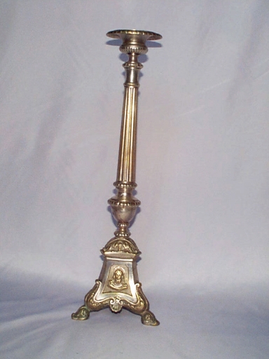 Ensemble 2 de 2 chandeliers d'autel