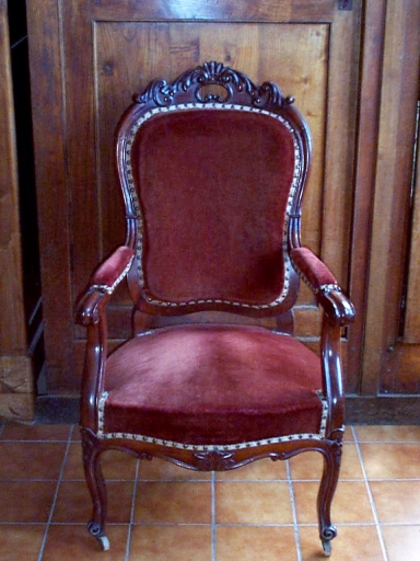 Ensemble de 2 fauteuils et 2 prie-dieu