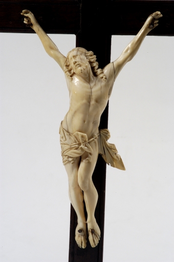 Croix de sacristie 2