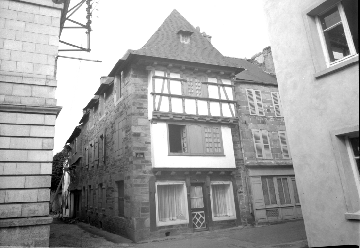 Maison, 1 rue Briseux (Carhaix-Plouguer)