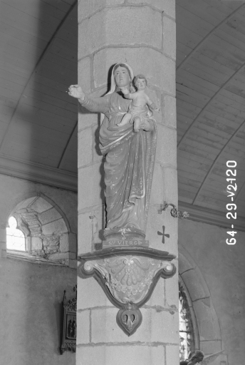 Statue : Vierge à l'Enfant, église paroissiale Saint-Pierre (Carhaix-Plouguer)