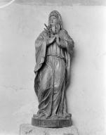 Statue : Notre-Dame des Sept Douleurs, abbaye de bénédictins Saint-Gildas, de bénédictins de la congrégation de Saint-Maur, de soeurs de la charité de Saint-Louis (Saint-Gildas-de-Rhuys)