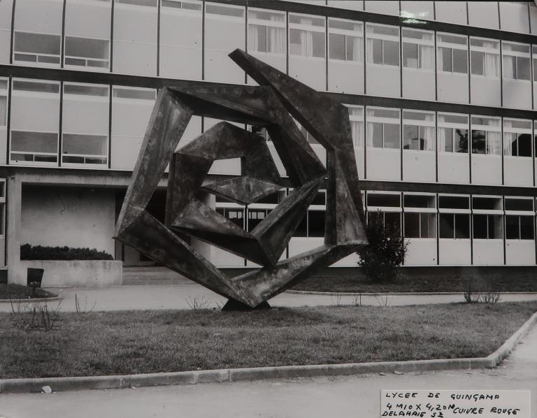 Lycée Auguste Pavie, 13 rue Anatole Le Braz (Guingamp)