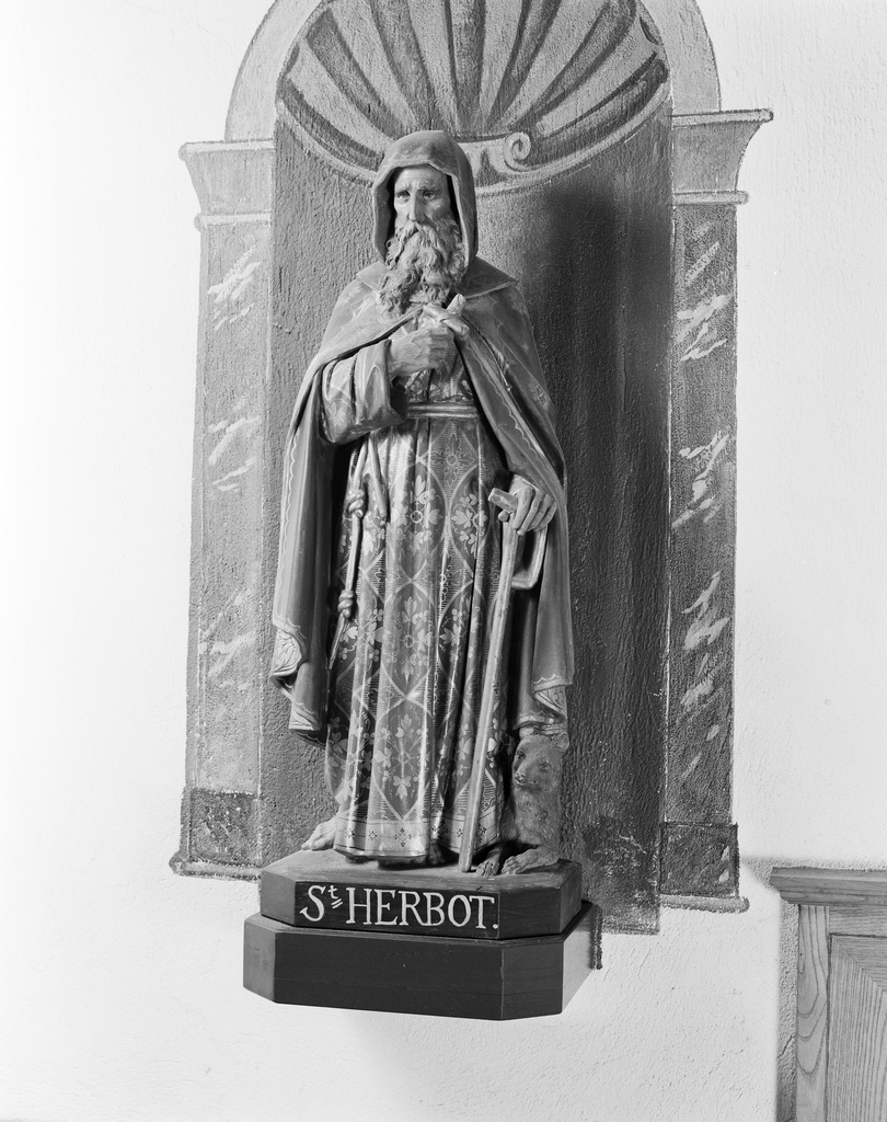 Statue (petite nature) : saint Herbot, chapelle de la Madeleine (Guidel)