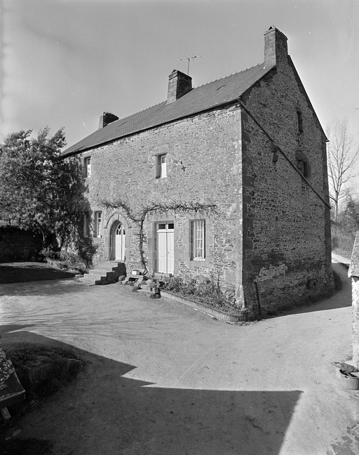 Manoir, Lourmais (La Fontenelle fusionnée en Val-Couesnon en 2019)