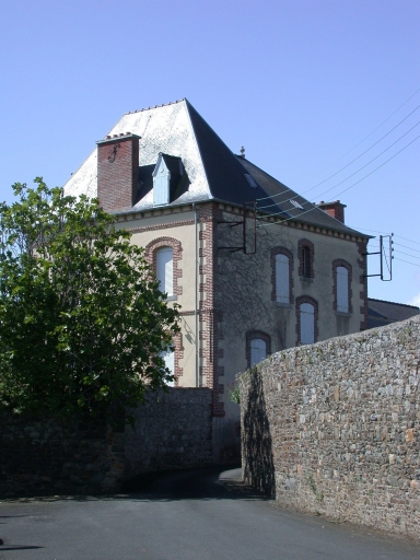 Maison de villégiature, 39, 41 rue du Président Le Sénécal ; avenue de la Comtesse (Saint-Quay-Portrieux)