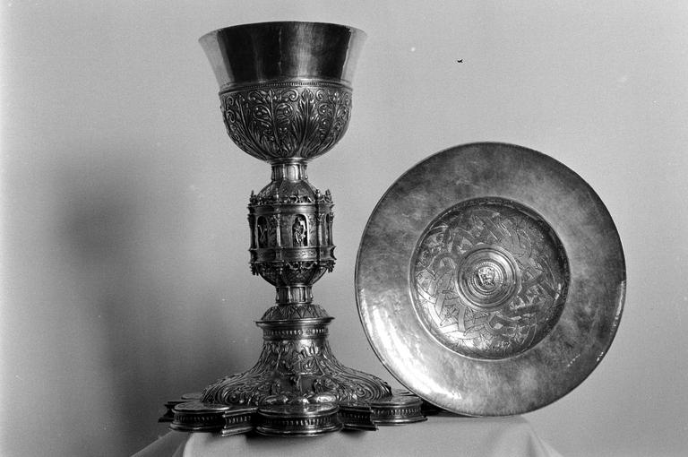 Calice, patène (1), église paroissiale Saint-Jean-Baptiste (Plourac'h)