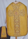Ornement doré 5 : chasuble, étole