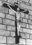 Croix : Christ en croix, chapelle Saint-Laurent ou Notre-Dame-de-Bonne-Nouvelle (Goulien)