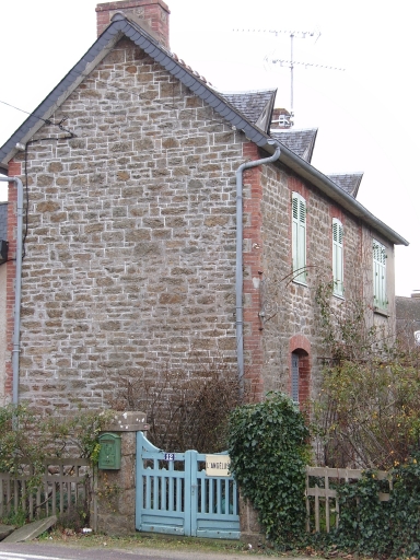 Maison dite l'Angelus, 12 rue Nationale (Lancieux)